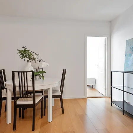Large - Luxurious Neighborhood - 8 Pax Oslo