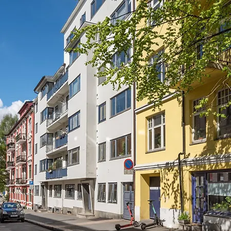 Large - Luxurious Neighborhood - 8 Pax