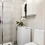 Appartamento Large - Luxurious Neighborhood - 8 Pax